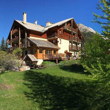 Hotel L'Echaillon Nevache Exterior photo